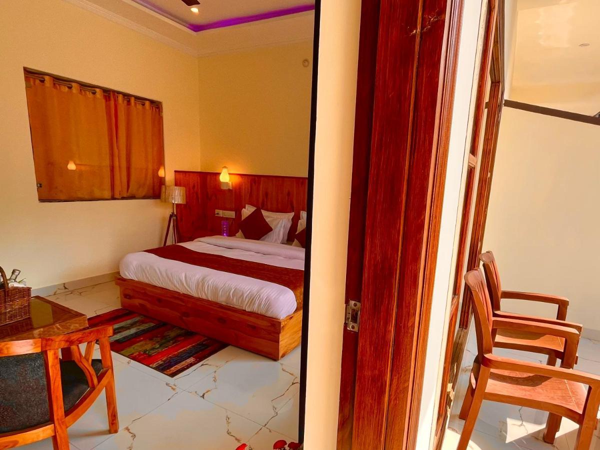 Sitara Resort, Scenic Mountain View Rooms With Balcony & Terrace Mussoorie Kültér fotó