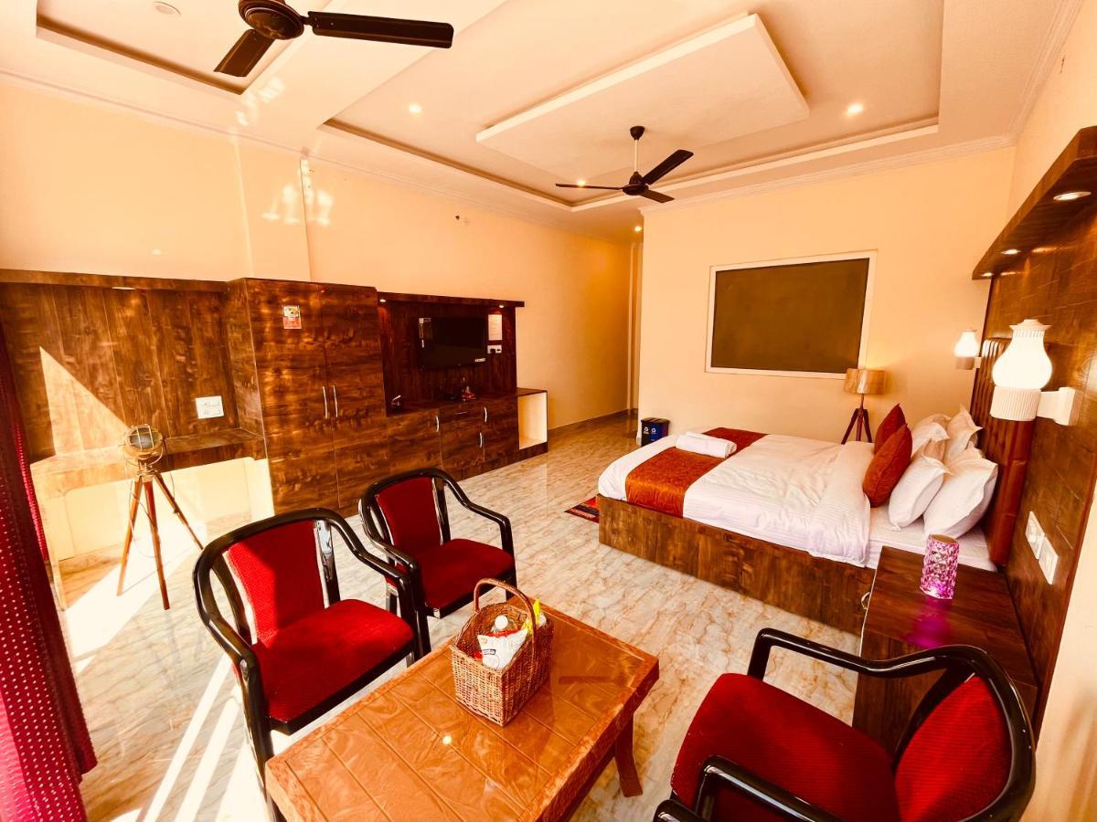 Sitara Resort, Scenic Mountain View Rooms With Balcony & Terrace Mussoorie Kültér fotó