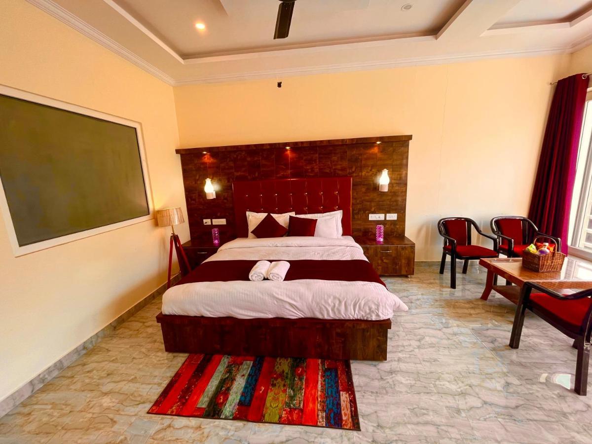 Sitara Resort, Scenic Mountain View Rooms With Balcony & Terrace Mussoorie Kültér fotó